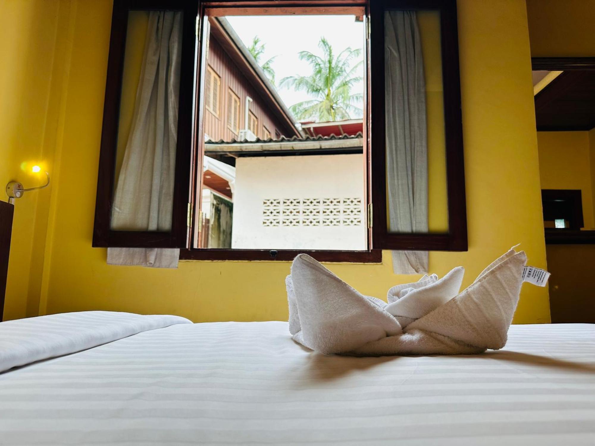 Villa Phonethip Mekong Riverside Luang Prabang Exterior photo