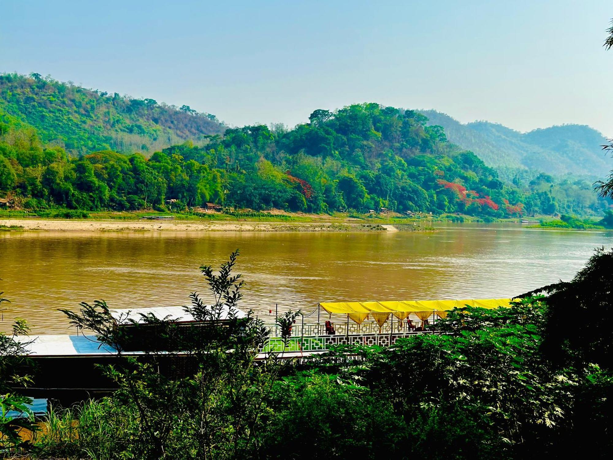 Villa Phonethip Mekong Riverside Luang Prabang Exterior photo