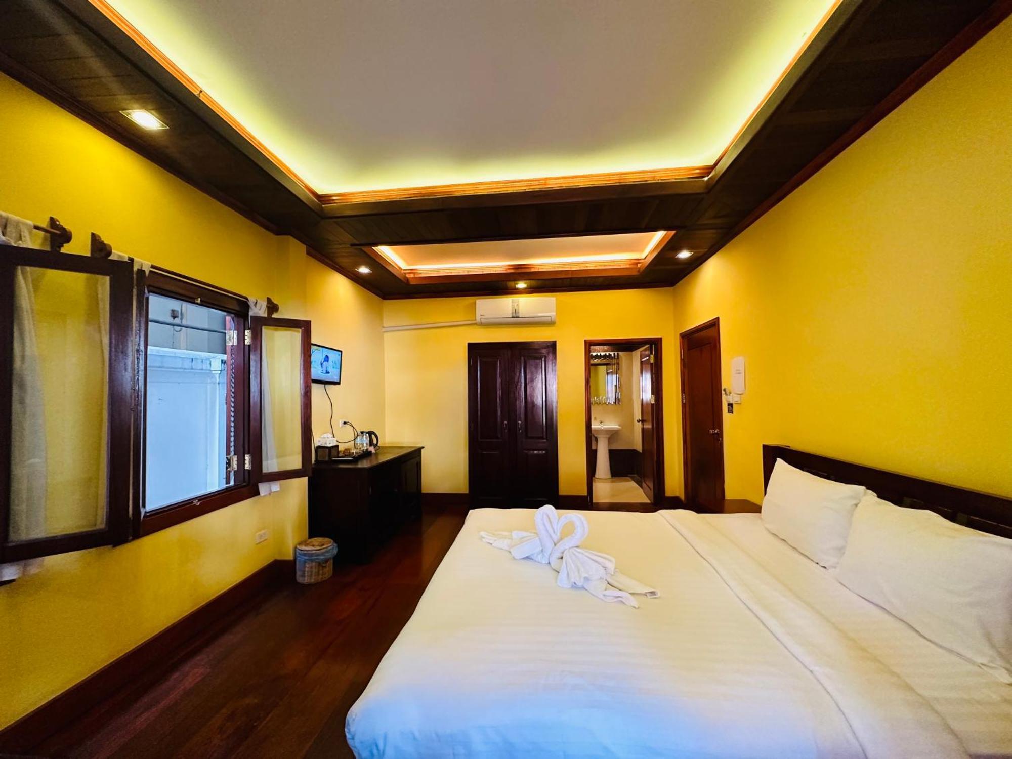 Villa Phonethip Mekong Riverside Luang Prabang Exterior photo