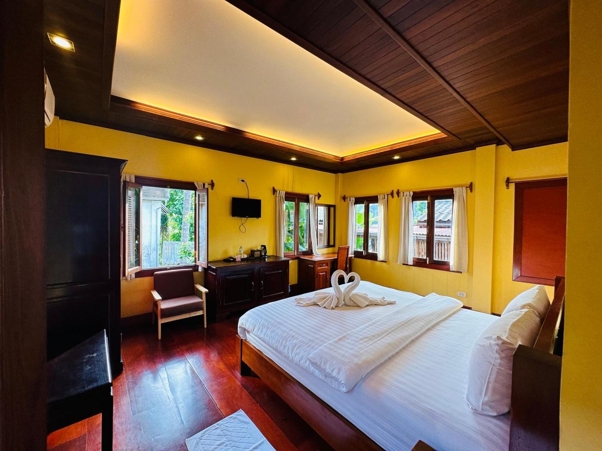 Villa Phonethip Mekong Riverside Luang Prabang Exterior photo