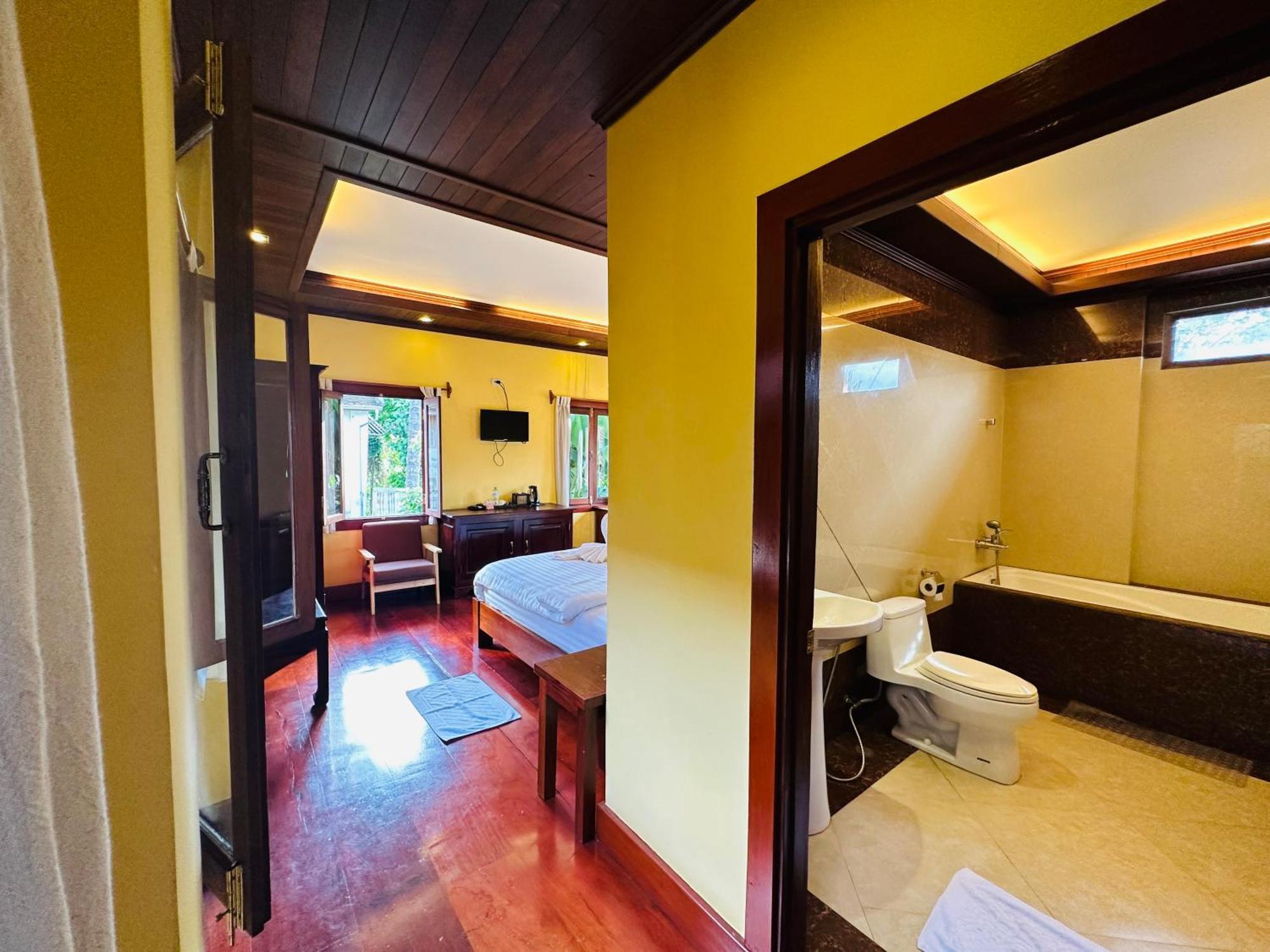 Villa Phonethip Mekong Riverside Luang Prabang Exterior photo